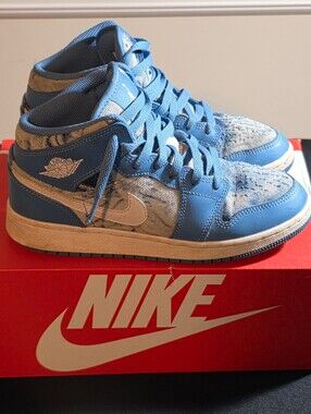Nike Air Jordan 1 Mid Washed Denim Blue Shoes Boys 5Y